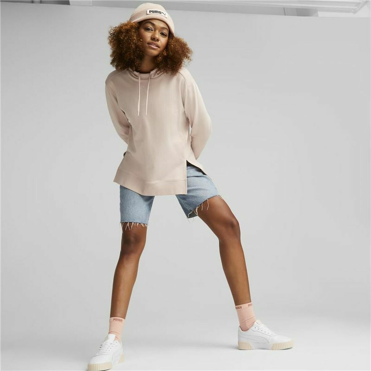 V4HEF9FAA54EB7964F3663AC8745205A885R5438040P4