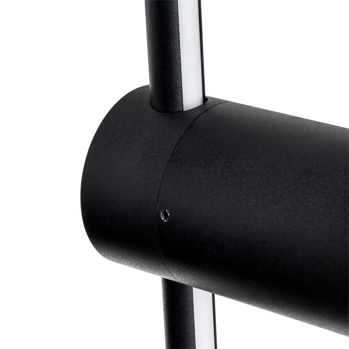 V3HCDA0E16074E1668C0B58B78C23B55AD4R6334293P8