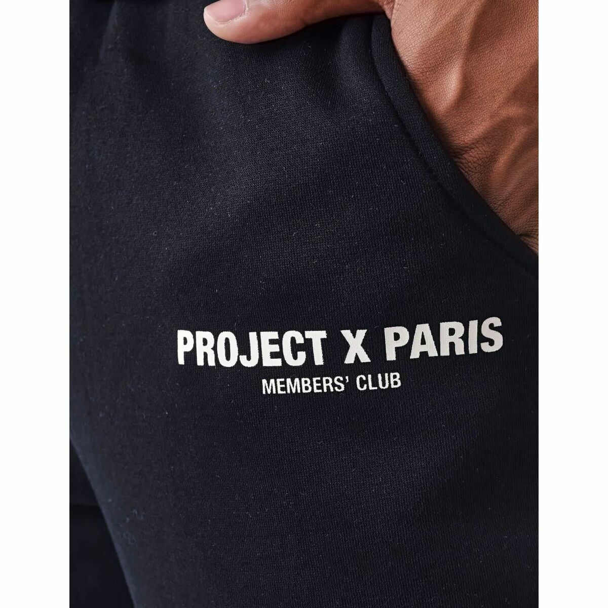 V3H4C23228AEA6685019BACBD60C19E240FR5518781P4