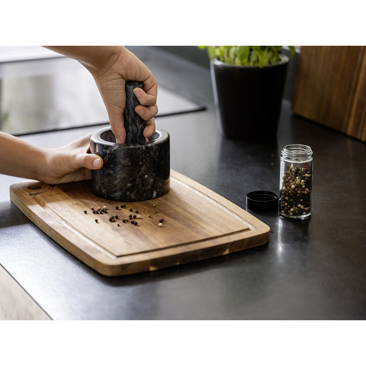 V4HF616135897F292C7691431477A21968BR4432295P5