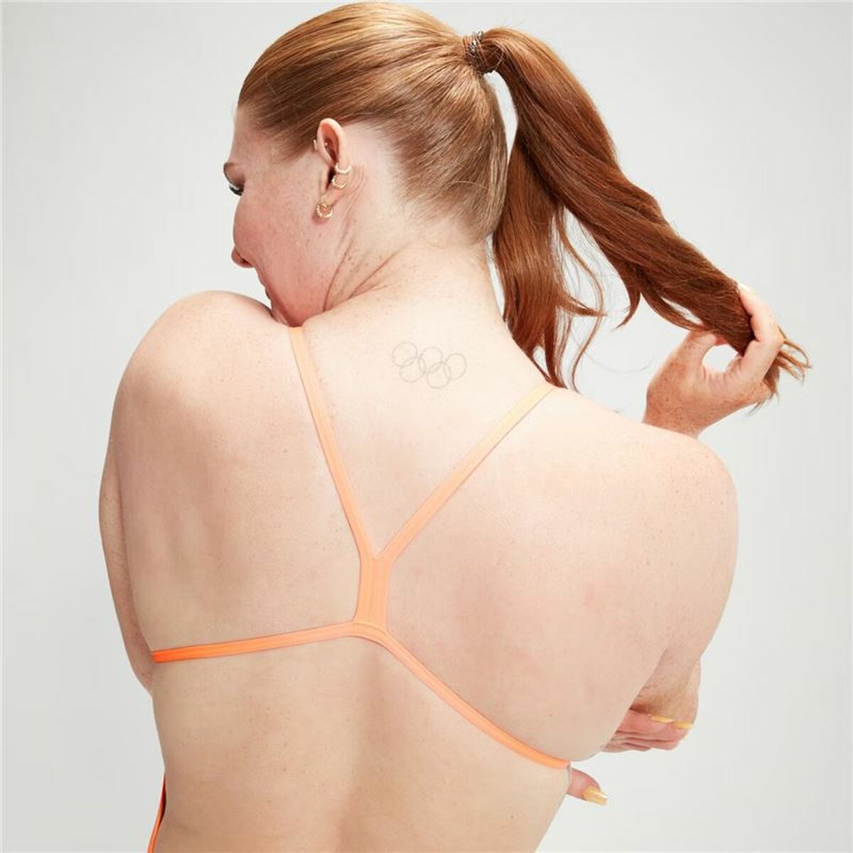 V4H32B1AB7A35F78F49FDADD53416D3EFF6R4930656P4