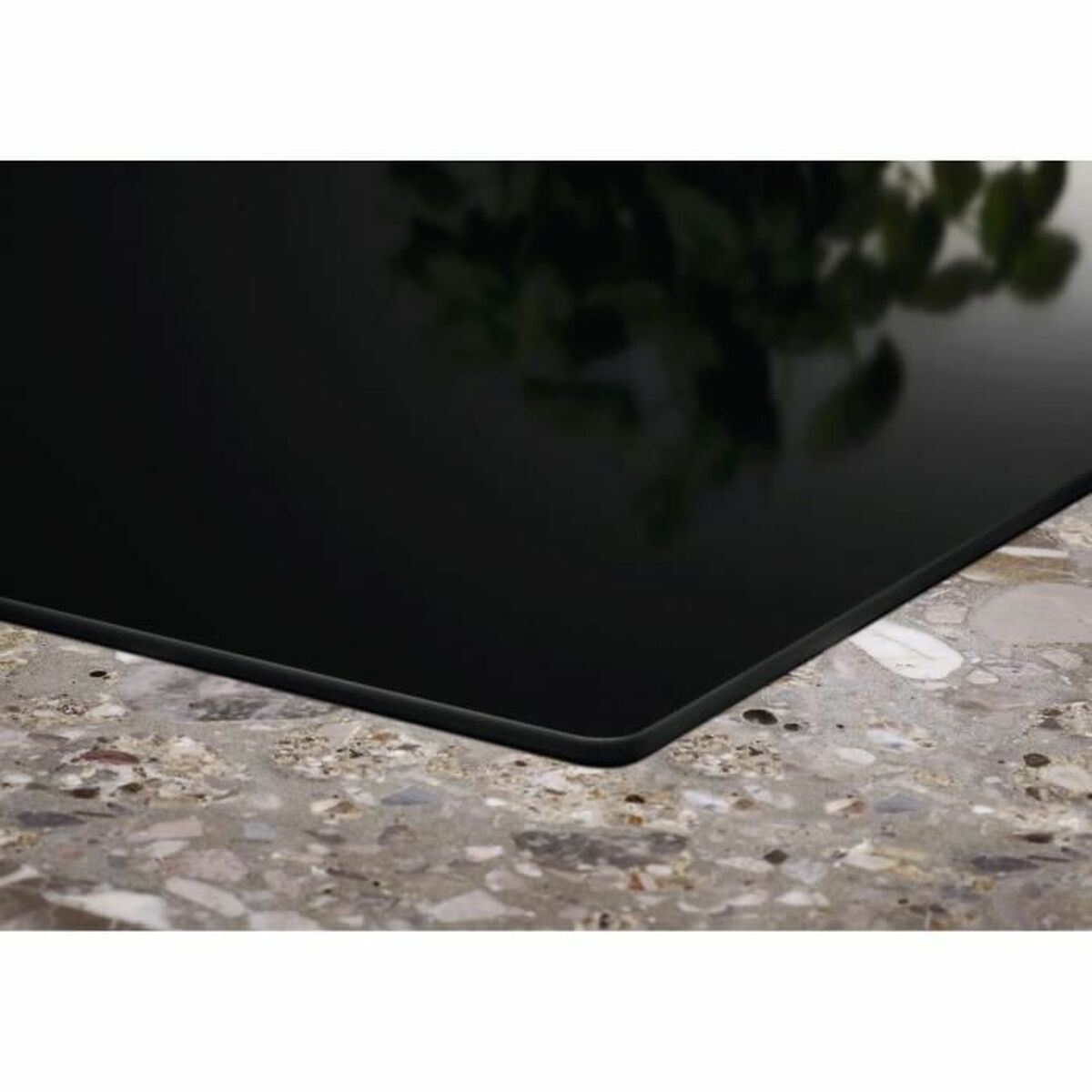 V2HE76A4DC83311967D7F66B3EEA06519F7R5800495P3