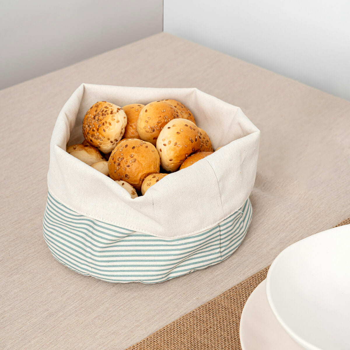 V3HD21957B8ED572852AE2A0C62F1DAE3D6R5758944P3