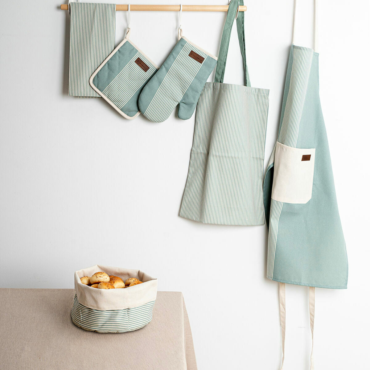 V3H05F4D40BCAFB4A690BED7A7950489336R5758945P4