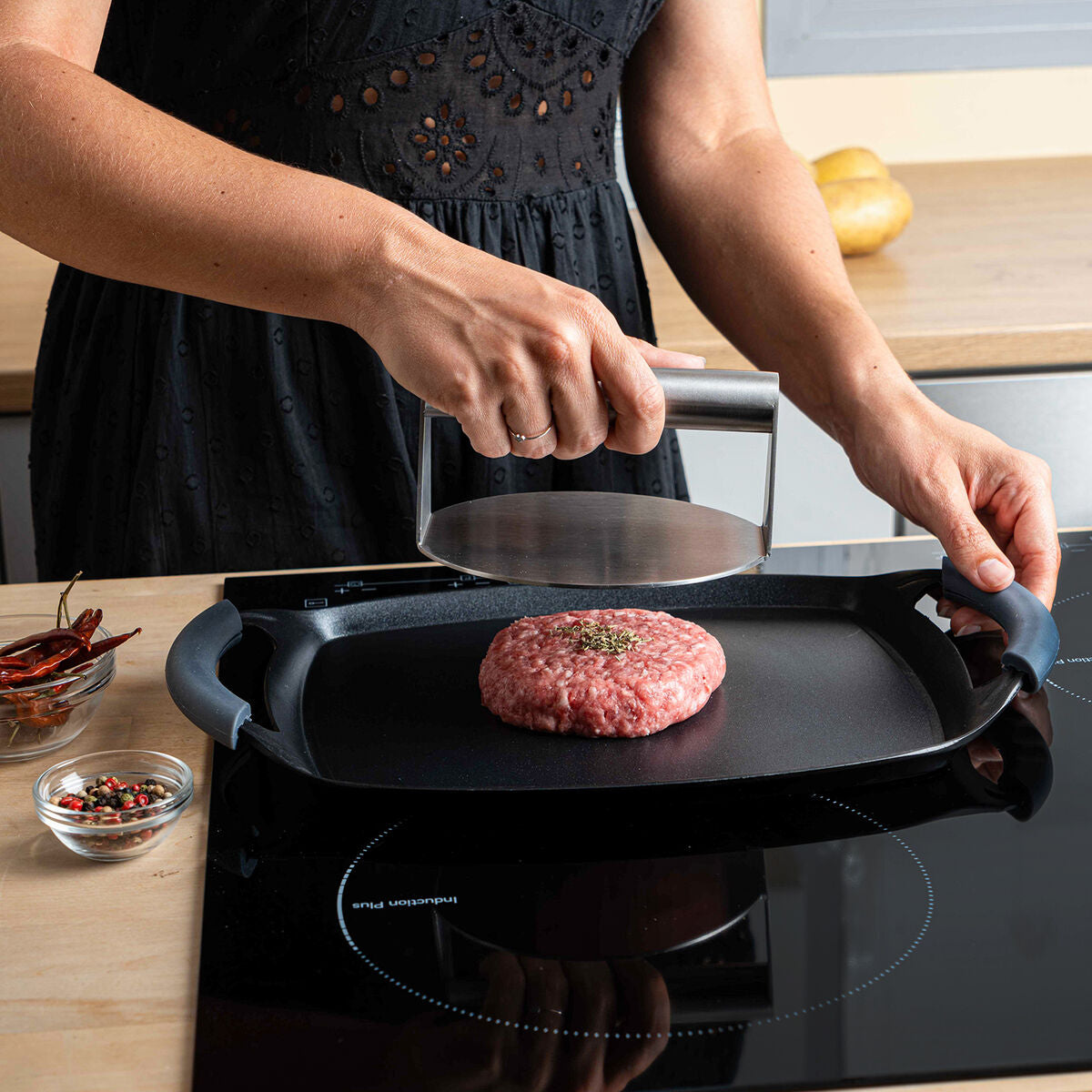 V5H11321E77AB7EB612799CF40D57DAF4C6R5340958P6