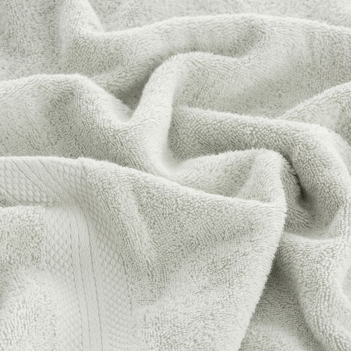 V5HDC744C396248AE865170A1DDF2B3BD3CR4237827P4