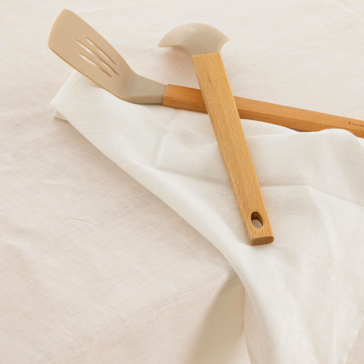 V5HC8A4AAA8CDD49CCEA3C96A94EF791F68R4237613P2